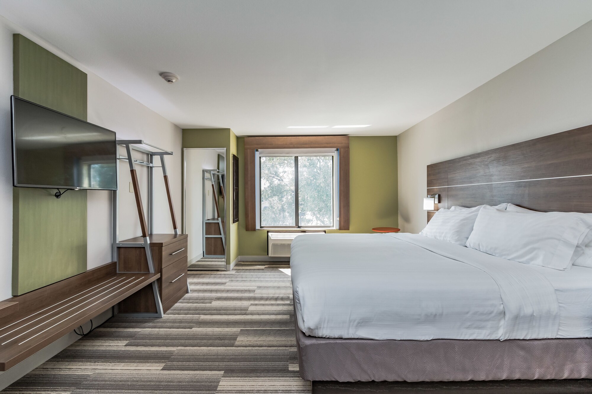 holiday inn express hotel and suites south bend by ihg