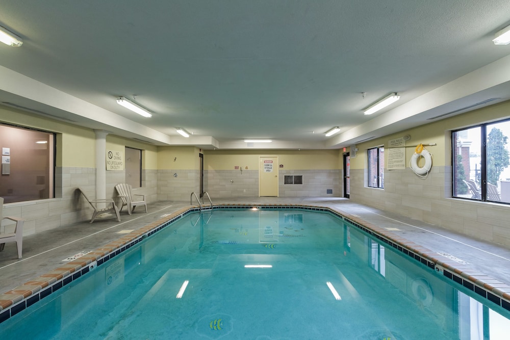 holiday inn express hotel and suites south bend by ihg