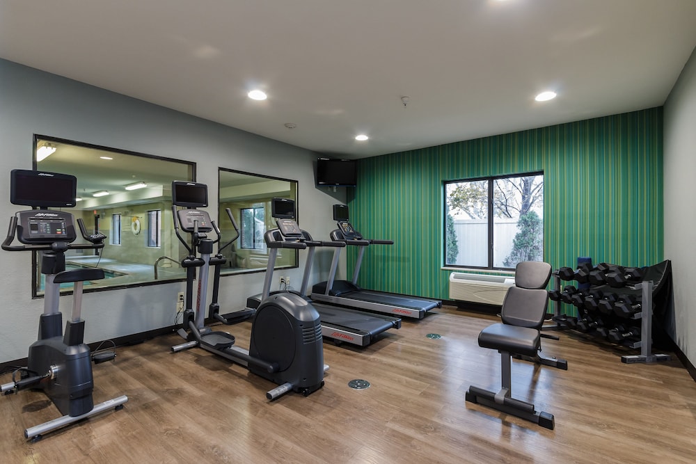 holiday inn express hotel and suites south bend by ihg