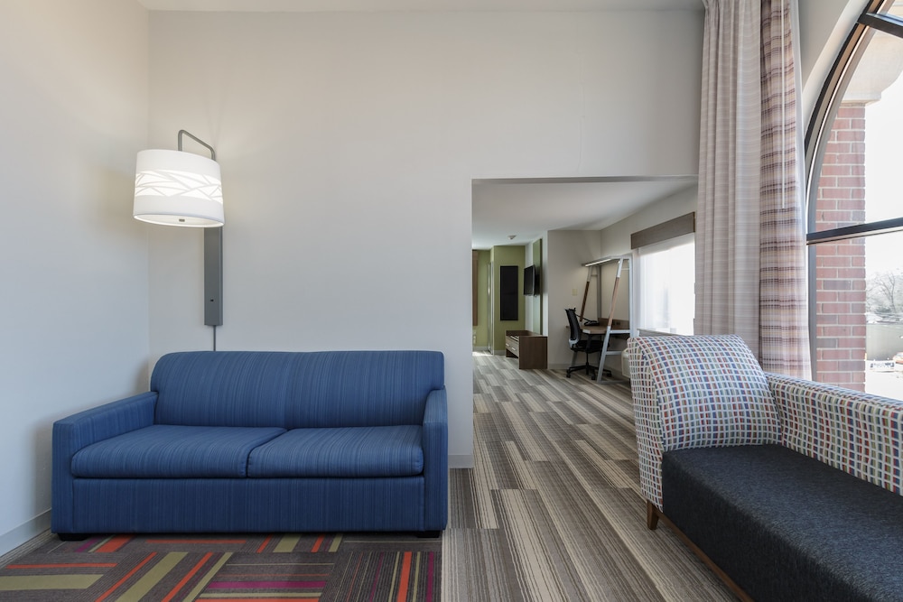 holiday inn express hotel and suites south bend by ihg