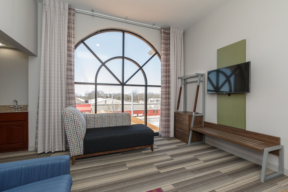 holiday inn express hotel and suites south bend by ihg