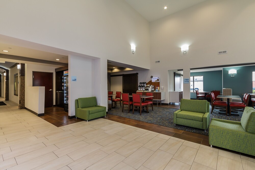 holiday inn express hotel and suites south bend by ihg