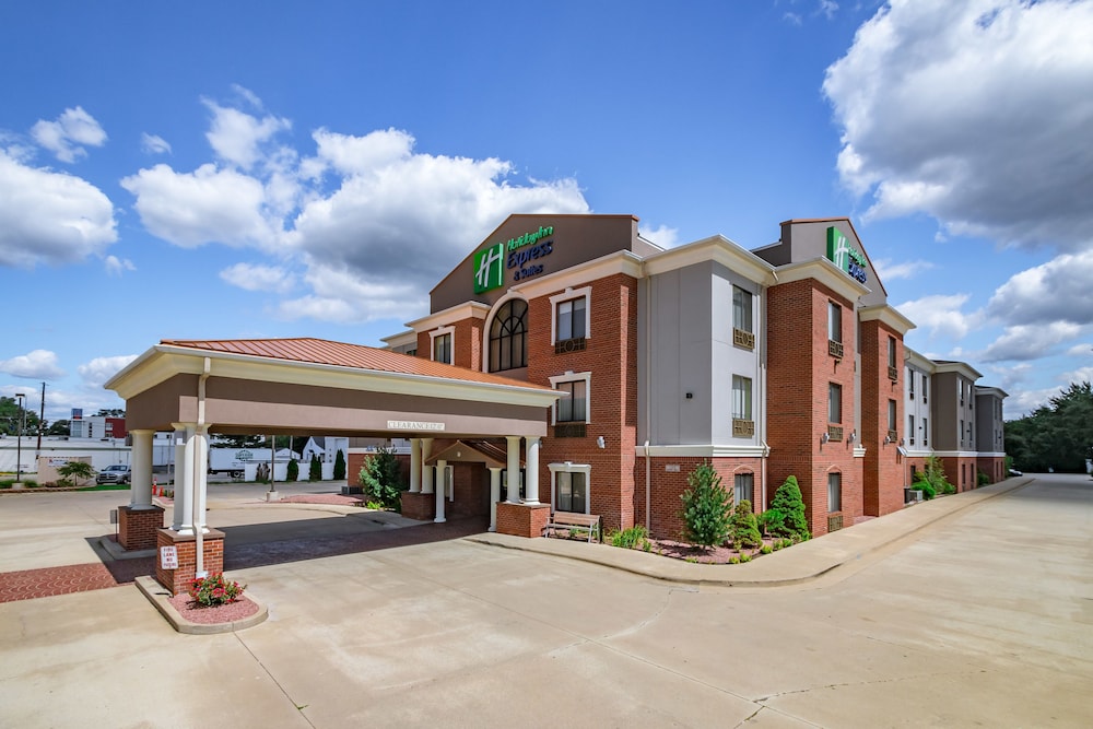 holiday inn express hotel and suites south bend by ihg