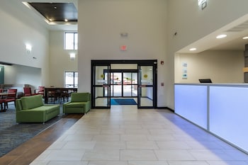 Holiday Inn Express Hotel & Suites South Bend By Ihg,Indiana>>Indian Village,3 star