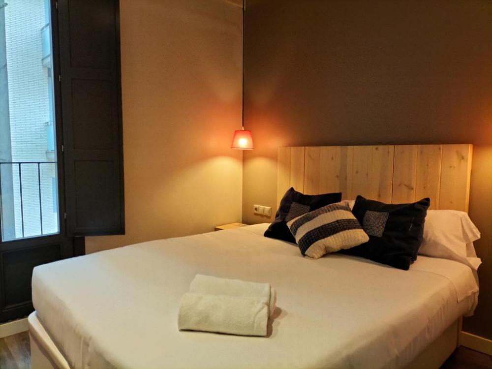 montserrat apartments by gaiarooms