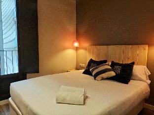 montserrat apartments by gaiarooms