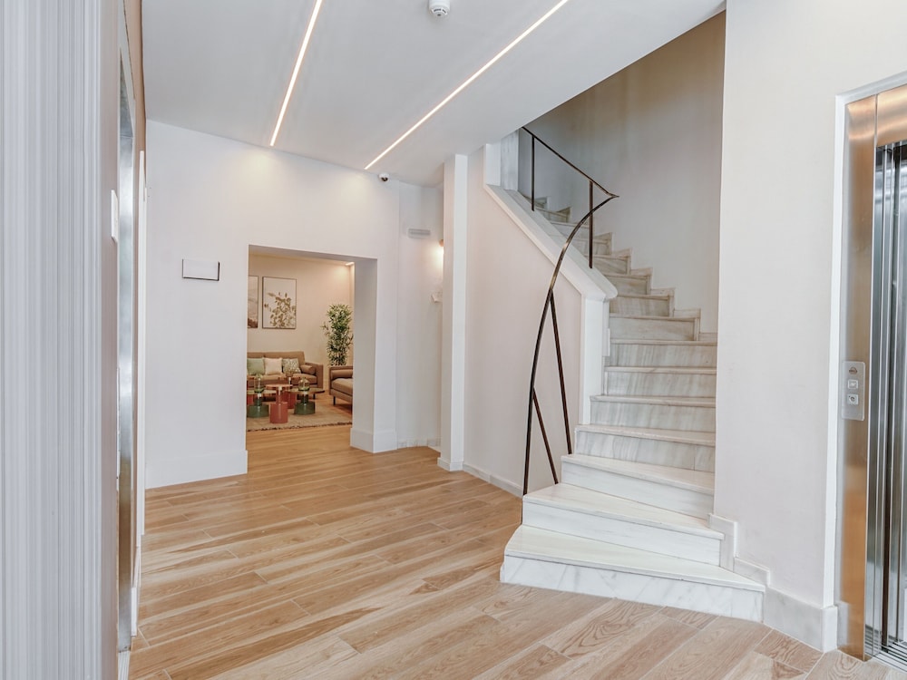 limehome barcelona carrer de fontcoberta self check in only