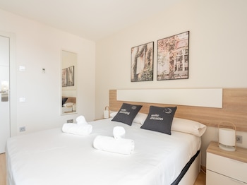limehome barcelona carrer de fontcoberta self check in only