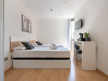 limehome barcelona carrer de fontcoberta self check in only