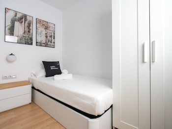 limehome barcelona carrer de fontcoberta self check in only