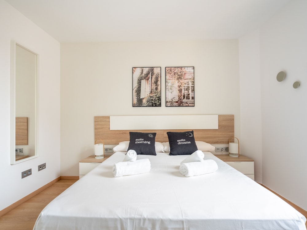 limehome barcelona carrer de fontcoberta self check in only