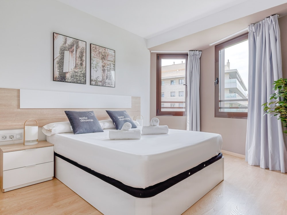 limehome barcelona carrer de fontcoberta self check in only