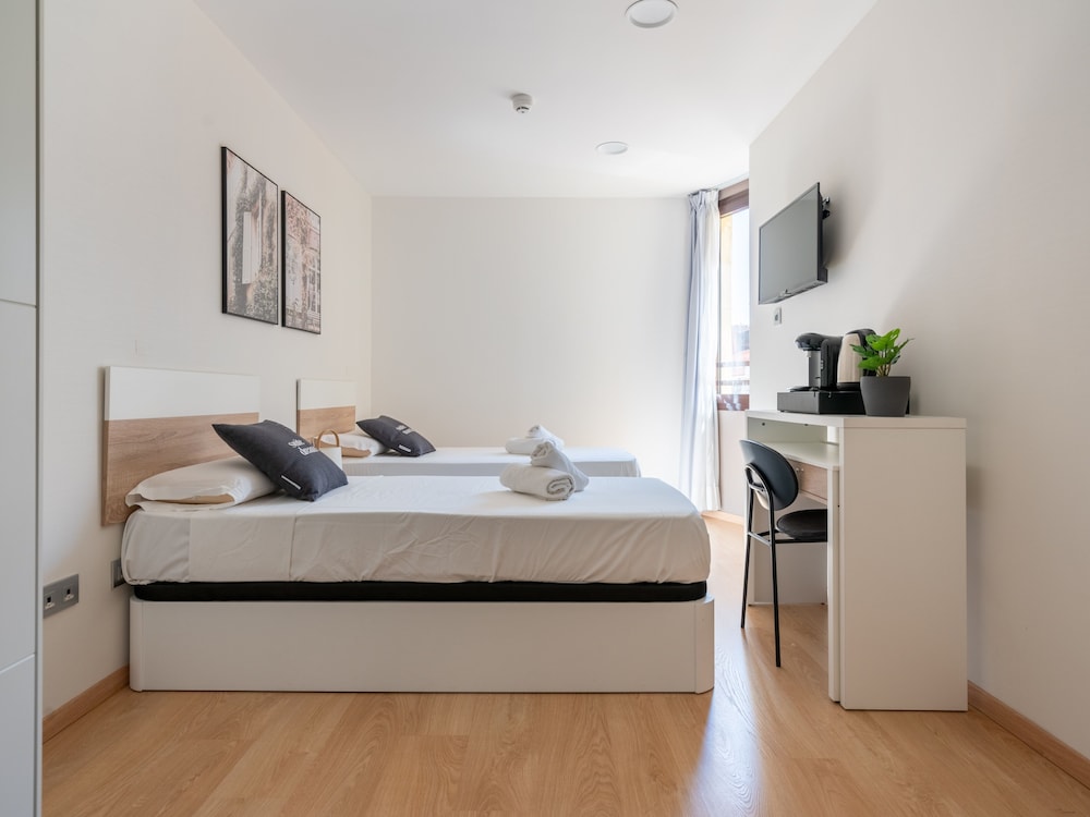 limehome barcelona carrer de fontcoberta self check in only