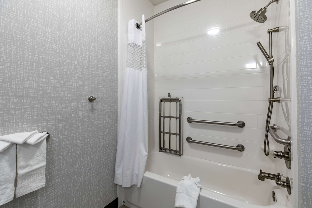 hampton inn ft collins