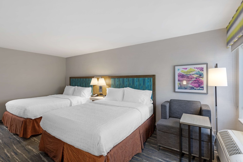 hampton inn ft collins