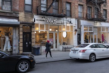 kasa lantern lower east side