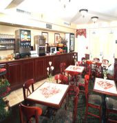 d hotel suites and spa