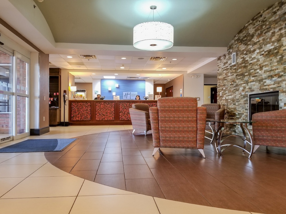holiday inn express and suites orange city deltona