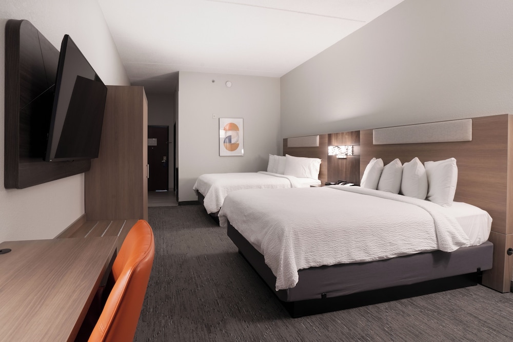 holiday inn express and suites orange city deltona