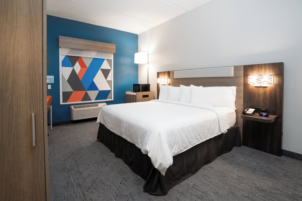 holiday inn express and suites orange city deltona