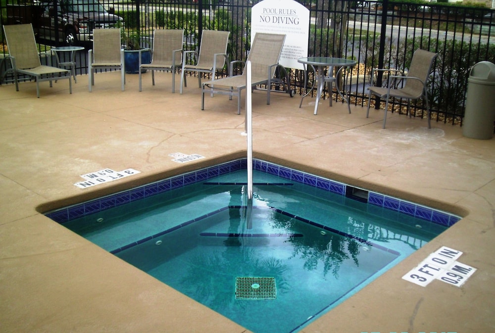 holiday inn express and suites orange city deltona