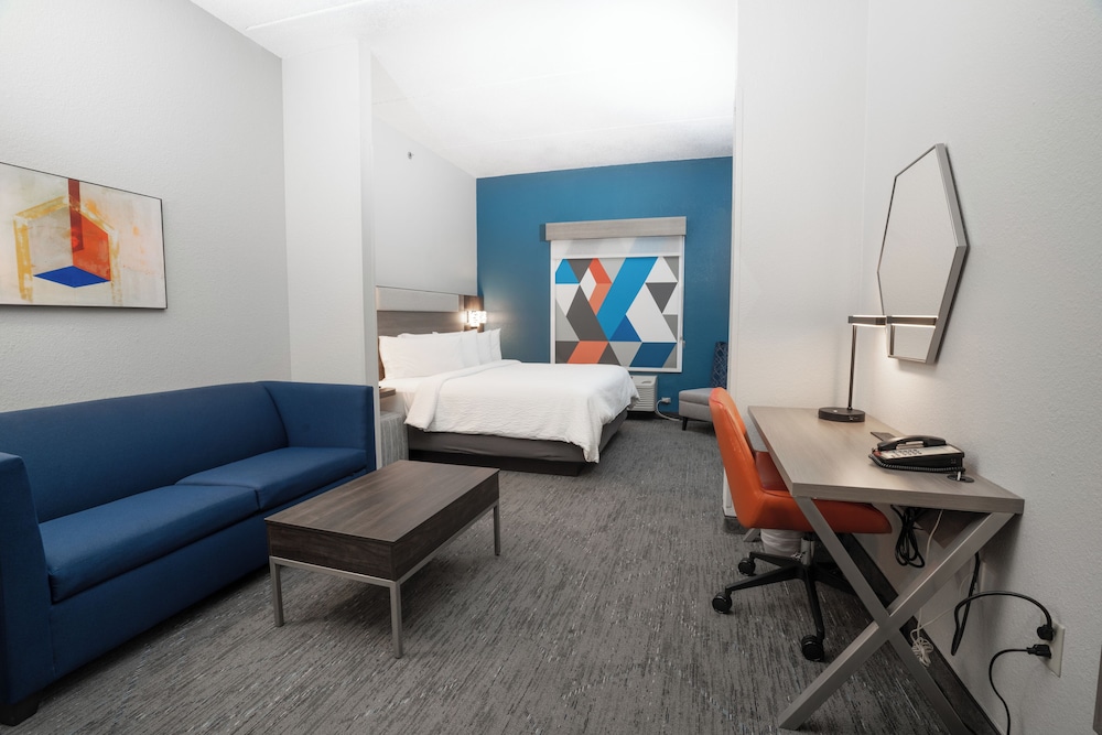 holiday inn express and suites orange city deltona