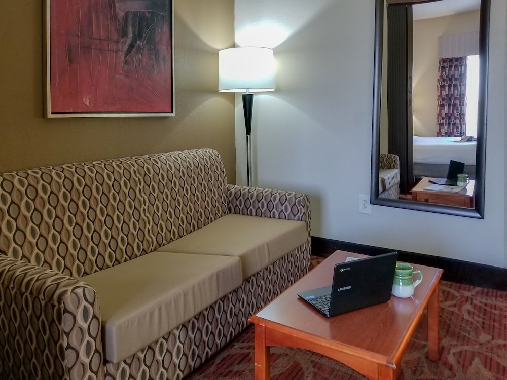 holiday inn express and suites orange city deltona