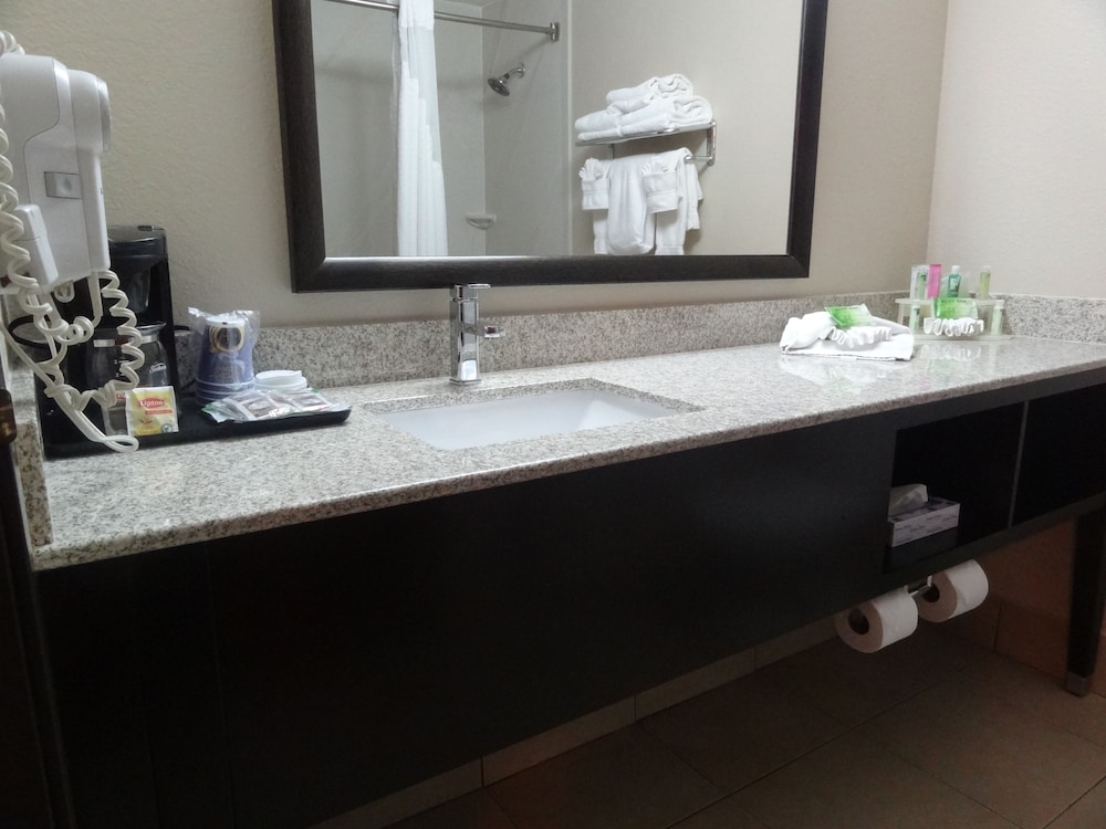 holiday inn express and suites orange city deltona
