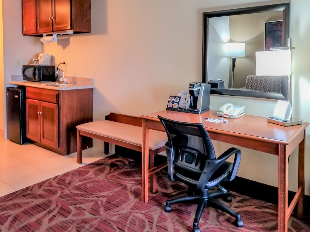 holiday inn express and suites orange city deltona