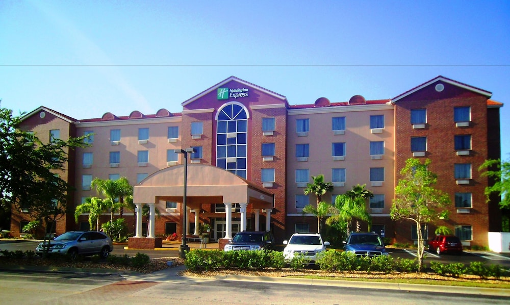 holiday inn express and suites orange city deltona