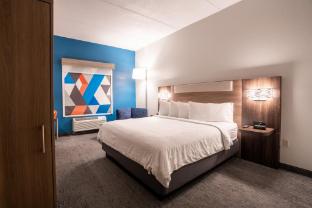 holiday inn express and suites orange city deltona