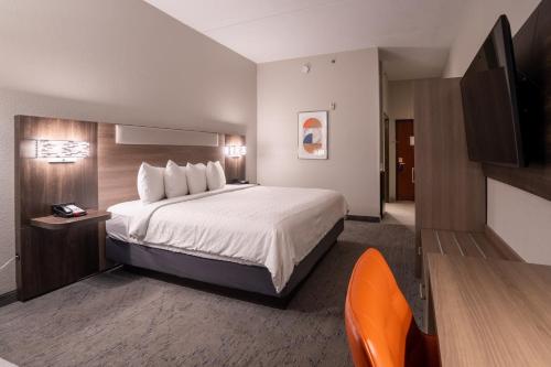 holiday inn express and suites orange city deltona
