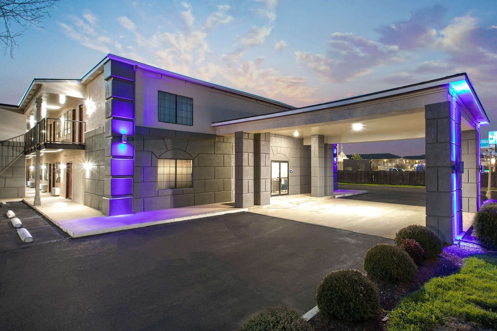Days Inn By Wyndham Waco Near Downtown/University,Lacy-Lakeview>>Bellmead,3 star