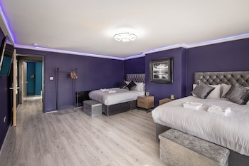 town view apartment by sasco