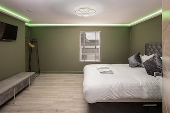 town view apartment by sasco