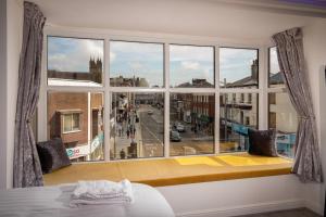 town view apartment by sasco