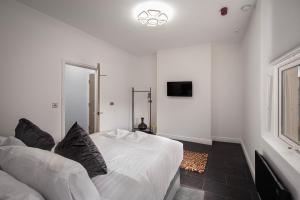 town view apartment by sasco