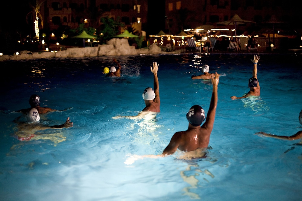 blend elphistone resort