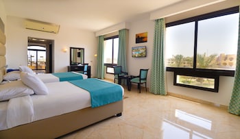 blend elphistone resort
