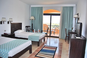 blend elphistone resort