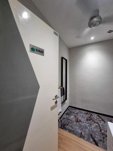 laman green hotel seksyen 7