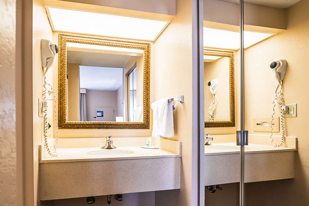 quality inn and suites