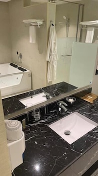 rio hotel olaya