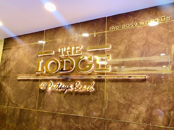 the lodge pattaya