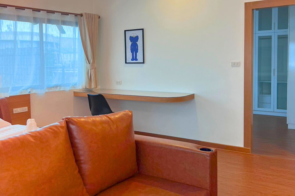 the lodge pattaya