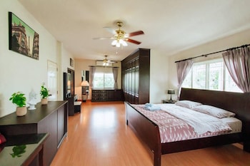 captivating 3 bed villa in muang pattaya