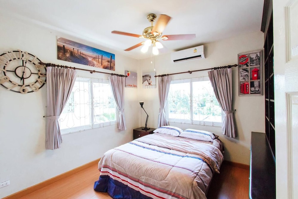 captivating 3 bed villa in muang pattaya