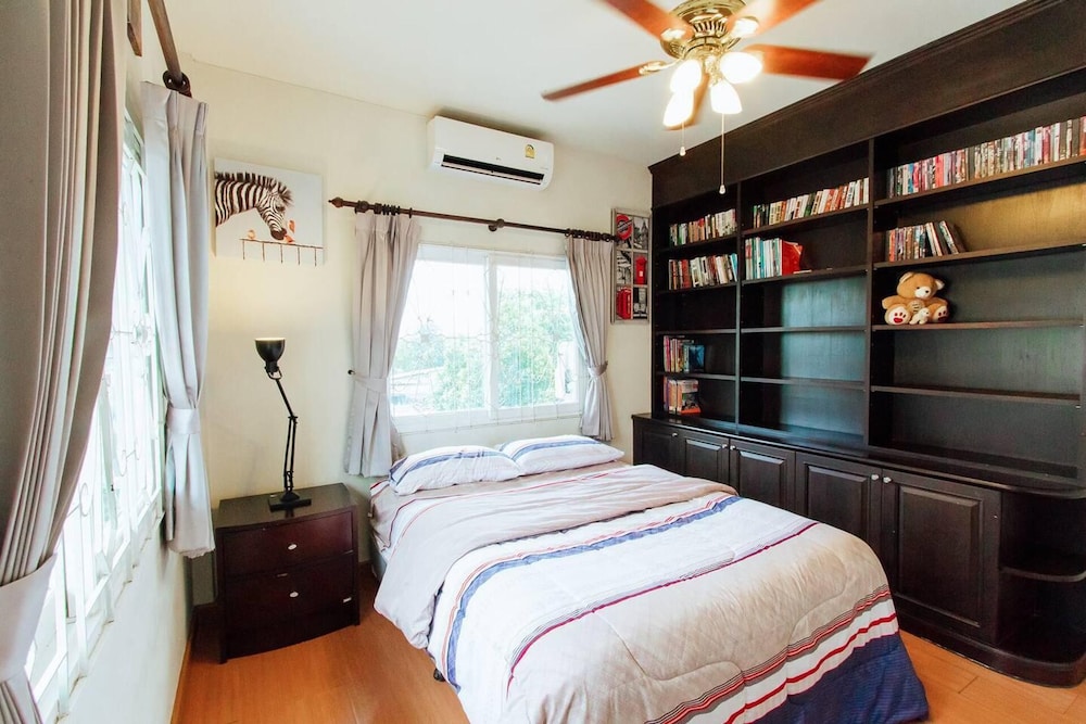 captivating 3 bed villa in muang pattaya