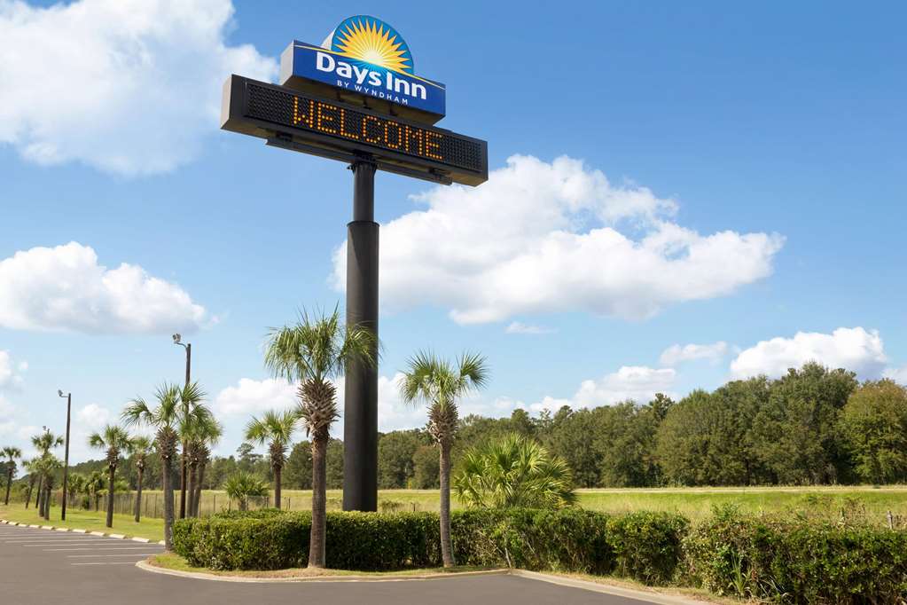 days inn by wyndham hardeeville i 95 state line