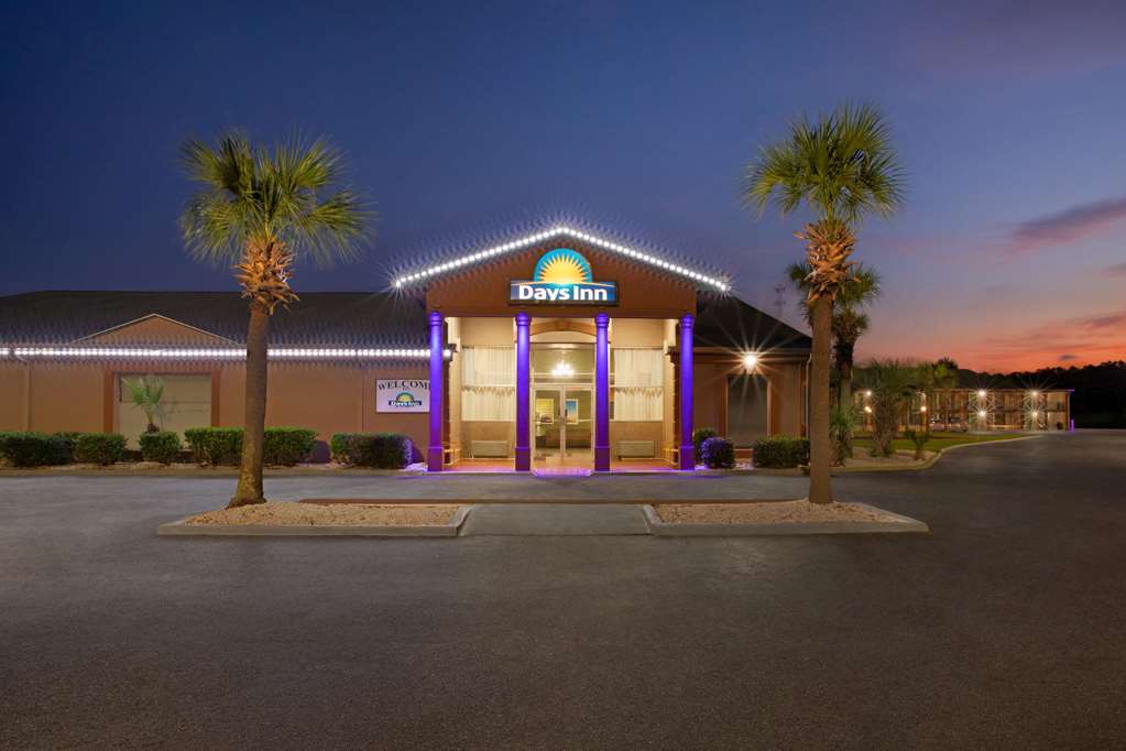 days inn by wyndham hardeeville i 95 state line